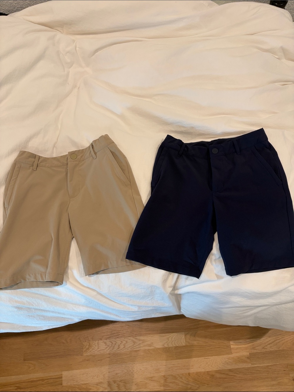 Men's Performance Shorts in Khaki and Navy